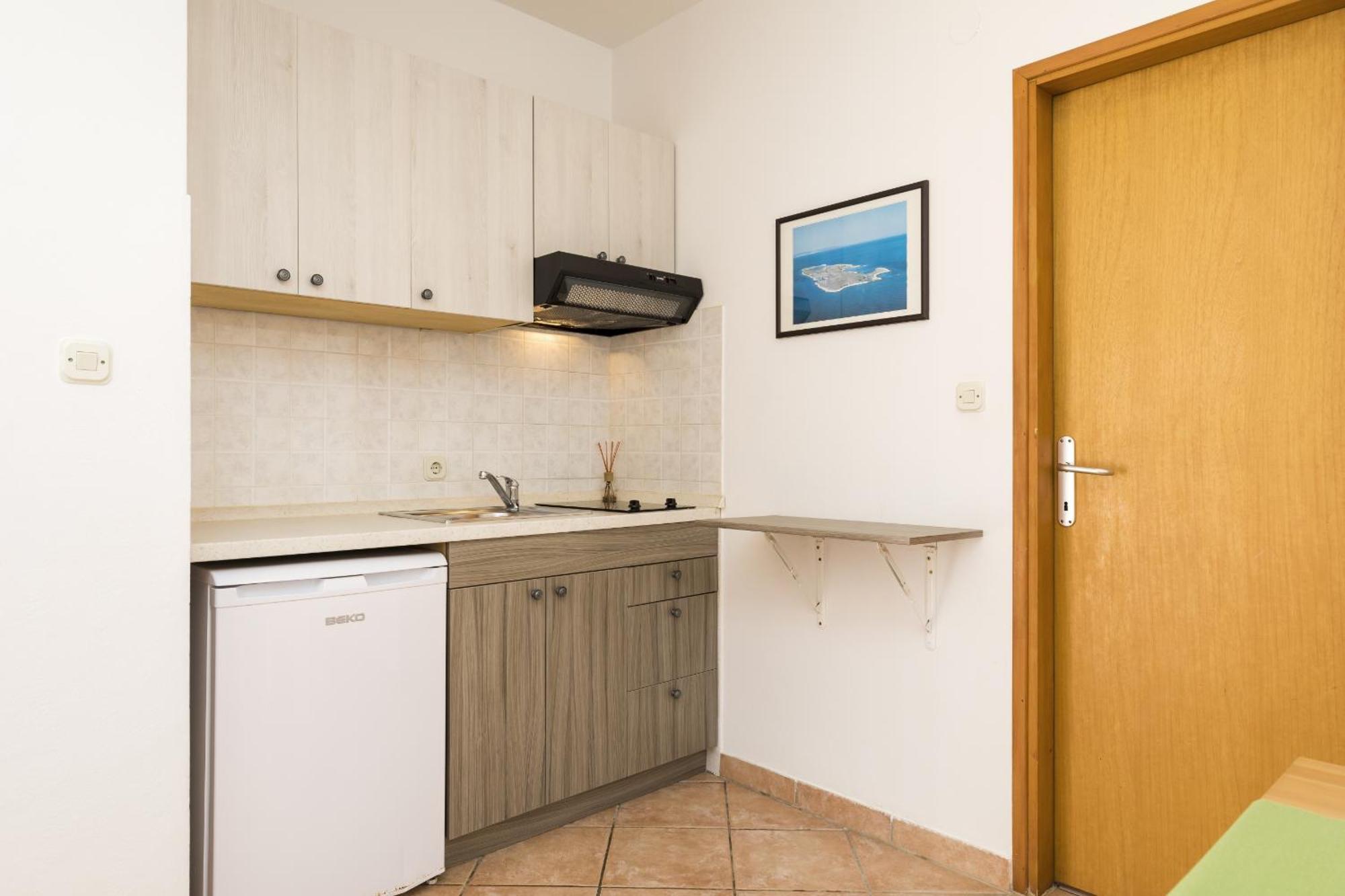 Apartments Laura Mali Lošinj Esterno foto