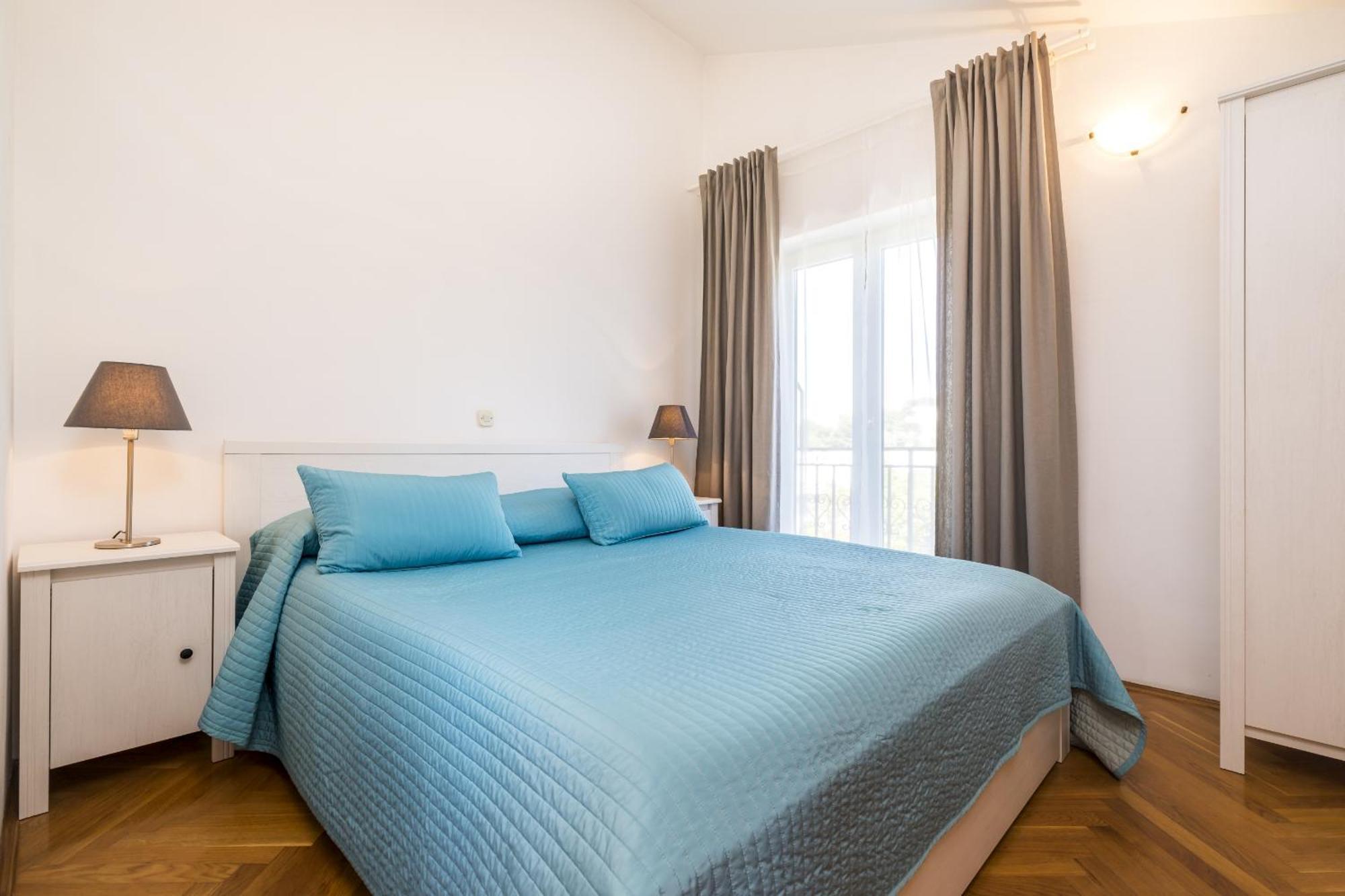 Apartments Laura Mali Lošinj Esterno foto
